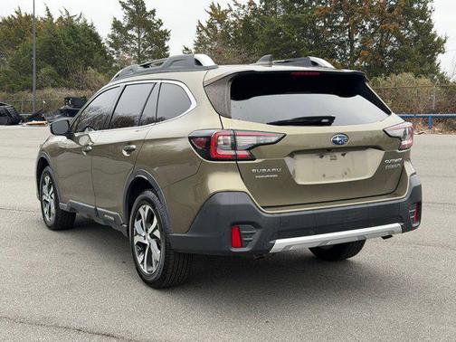 2022 Subaru Outback Touring XT
