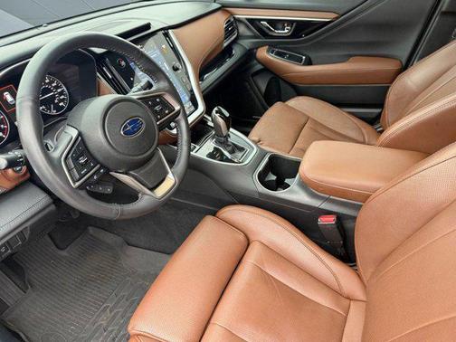 2022 Subaru Outback Touring XT