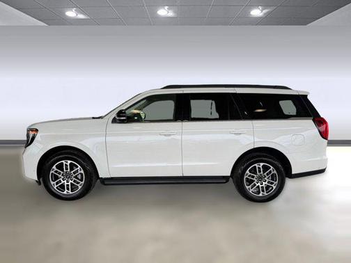 STAR WHITE MET TRI-COAT 2025 Ford Expedition Active