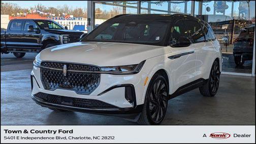 2024 Lincoln Nautilus Reserve