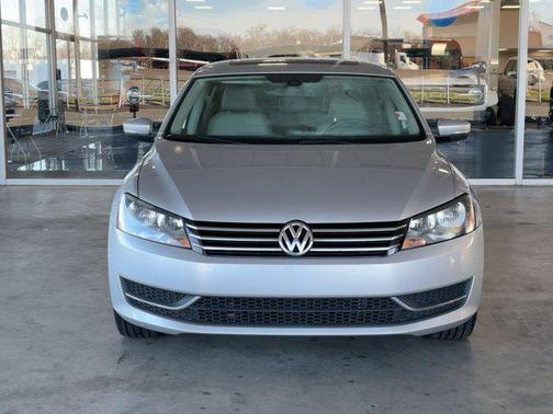 2014 Volkswagen Passat 2.5L SE