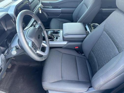 AVALANCHE 2026 Ford F-150 XLT