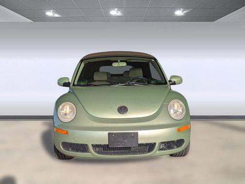 2008 Volkswagen New Beetle SE