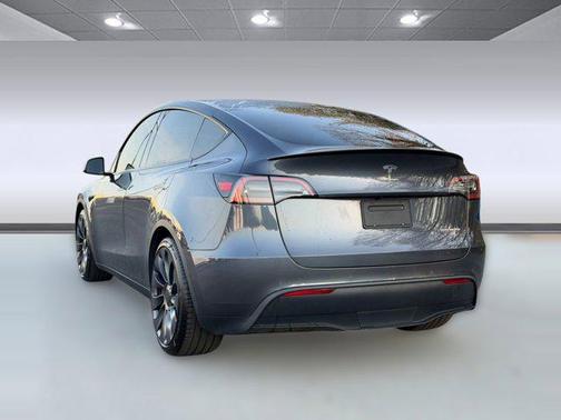 2022 Tesla Model Y Performance Dual Motor All-Wheel Drive