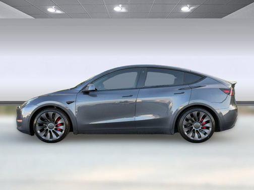 2022 Tesla Model Y Performance Dual Motor All-Wheel Drive