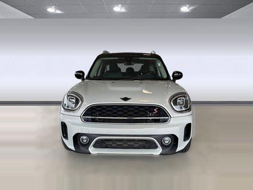 White Silver Metallic 2023 MINI Countryman Cooper S