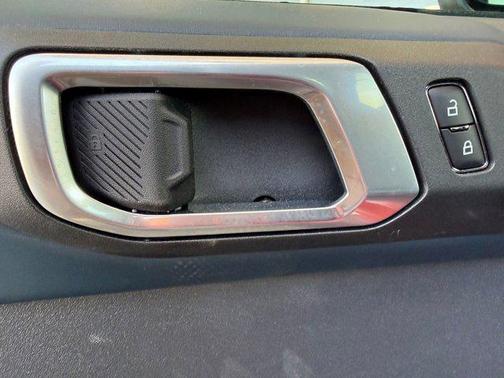 RUBY RED MET TNTD CLEARCOAT 2026 Ford Bronco Heritage Edition