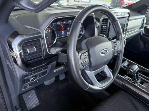CARBONIZED GRAY METALLIC 2022 Ford F-150 XLT