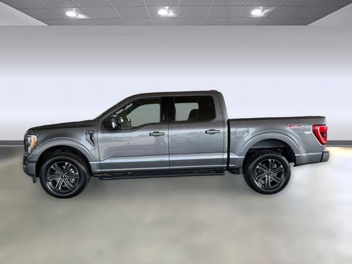 CARBONIZED GRAY METALLIC 2022 Ford F-150 XLT