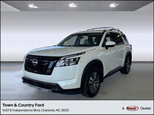 2024 Nissan Pathfinder SL 4WD