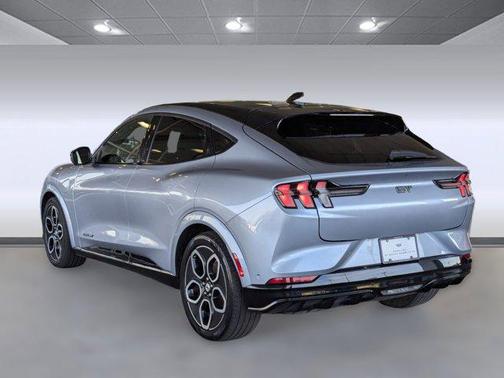 2022 Ford Mustang Mach-E GT