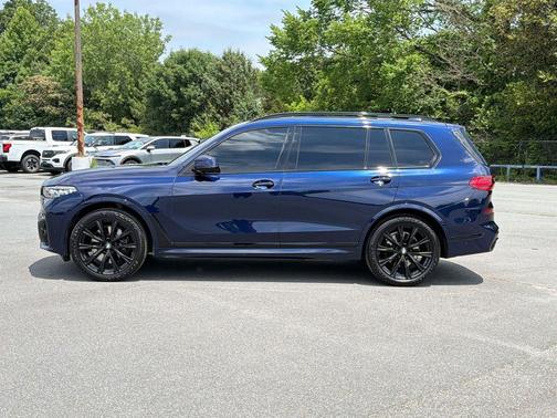 Tanzanite Blue II Metallic 2022 BMW X7 xDrive40i