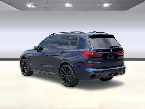 Tanzanite Blue II Metallic 2022 BMW X7 xDrive40i