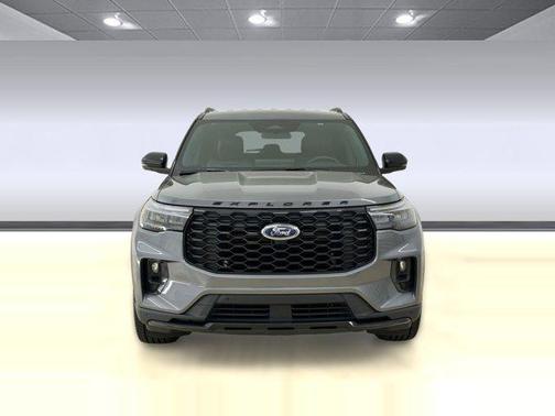 CARBONIZED GRAY METALLIC 2025 Ford Explorer ST-Line