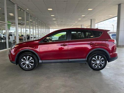 Ruby Flare Pearl 2018 Toyota RAV4 LE