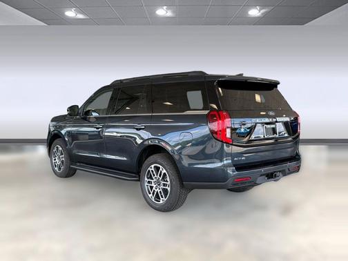 STONE BLUE METALLIC 2026 Ford Expedition Active