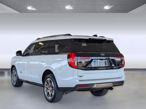 2025 Ford Expedition King Ranch