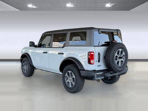 Avalanche Gray 2026 Ford Bronco Big Bend