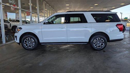2023 Ford Expedition Max XLT