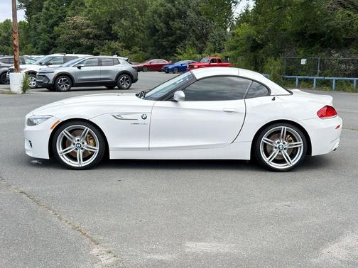 Alpine White 2016 BMW Z4 sDrive35is