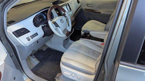 2011 Toyota Sienna Limited