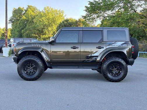 SHELTER GREEN 2024 Ford Bronco Raptor
