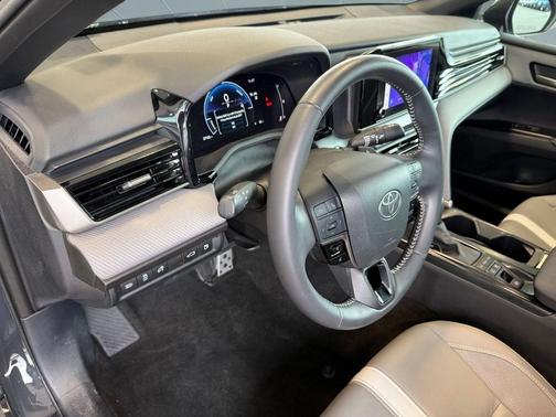 Underground 2025 Toyota Camry SE