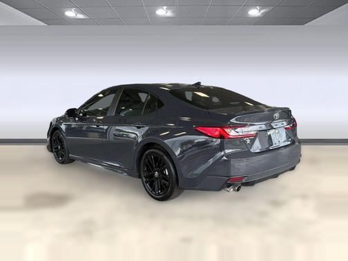 Underground 2025 Toyota Camry SE