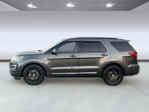 MAGNETIC METALLIC 2016 Ford Explorer XLT
