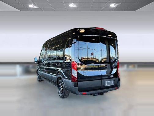 AGATE BLACK METALLIC 2026 Ford Transit-350 XLT