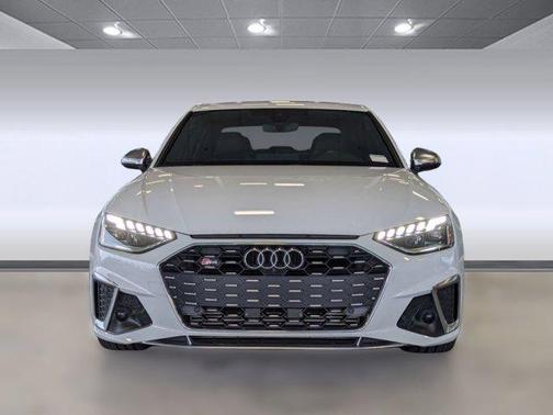 2022 Audi S4 Premium Plus TFSI quattro Tiptronic