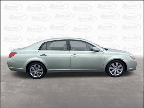 2007 Toyota Avalon XLS