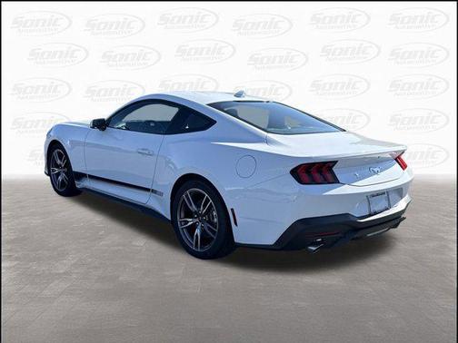 2025 Ford Mustang EcoBoost