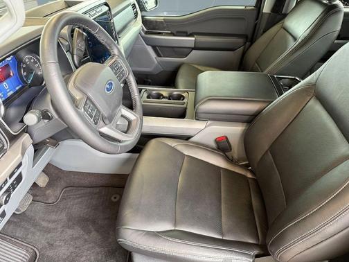 ANTIMATTER BLUE 2021 Ford F-150 XLT