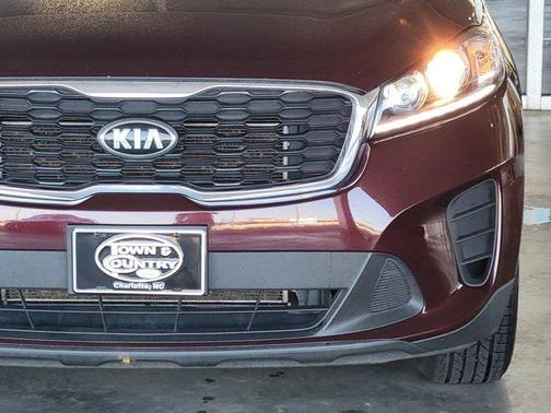 2020 Kia Sorento LX