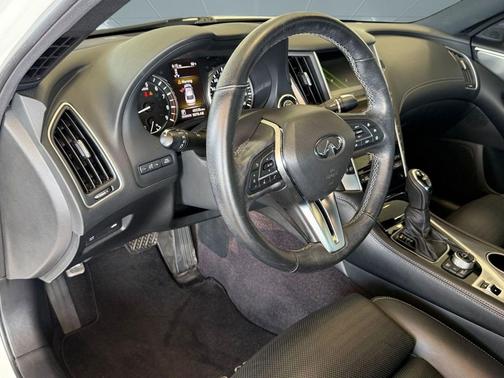 Majestic White 2020 INFINITI Q50 Base