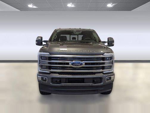 2025 Ford F-350 Platinum