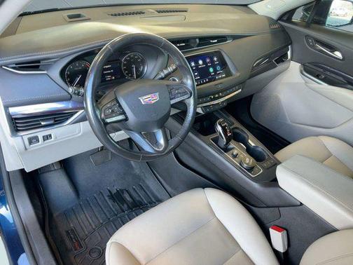 2021 Cadillac XT4 Luxury