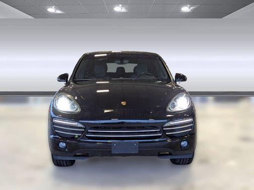 2014 Porsche Cayenne Platinum Edition