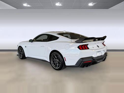 OXFORD WHITE 2026 Ford Mustang Dark Horse Fastback