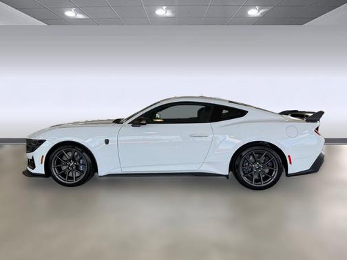 OXFORD WHITE 2026 Ford Mustang Dark Horse Fastback