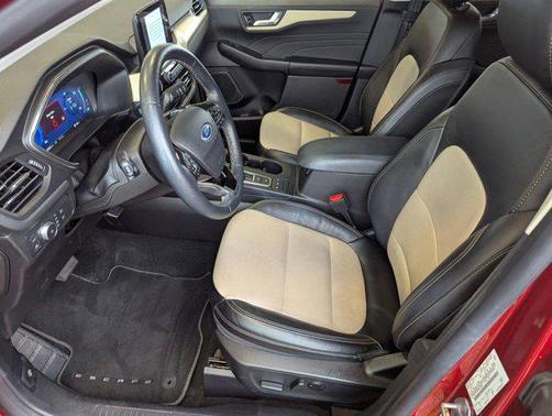 2021 Ford Escape Titanium