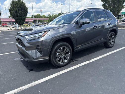2022 Toyota RAV4 Hybrid XLE Premium