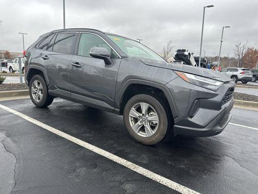 2024 Toyota RAV4 XLE