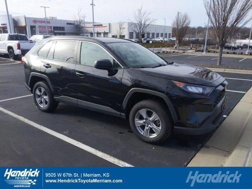 2022 Toyota RAV4 Hybrid LE