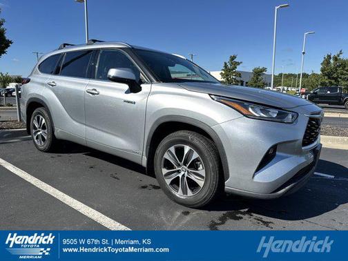 2020 Toyota Highlander Hybrid XLE