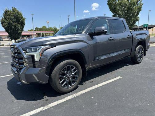 2023 Toyota Tundra Platinum