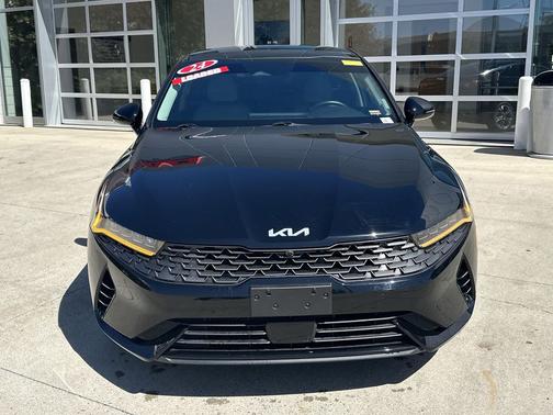 Ebony Black 2024 Kia K5 EX
