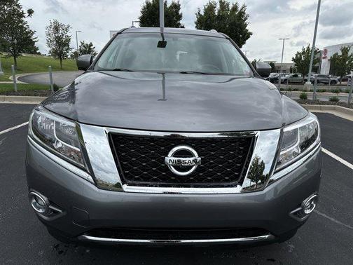 2016 Nissan Pathfinder Platinum