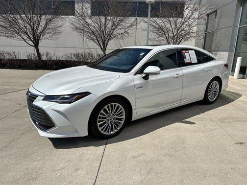 Wind Chill Pearl 2020 Toyota Avalon Hybrid Limited
